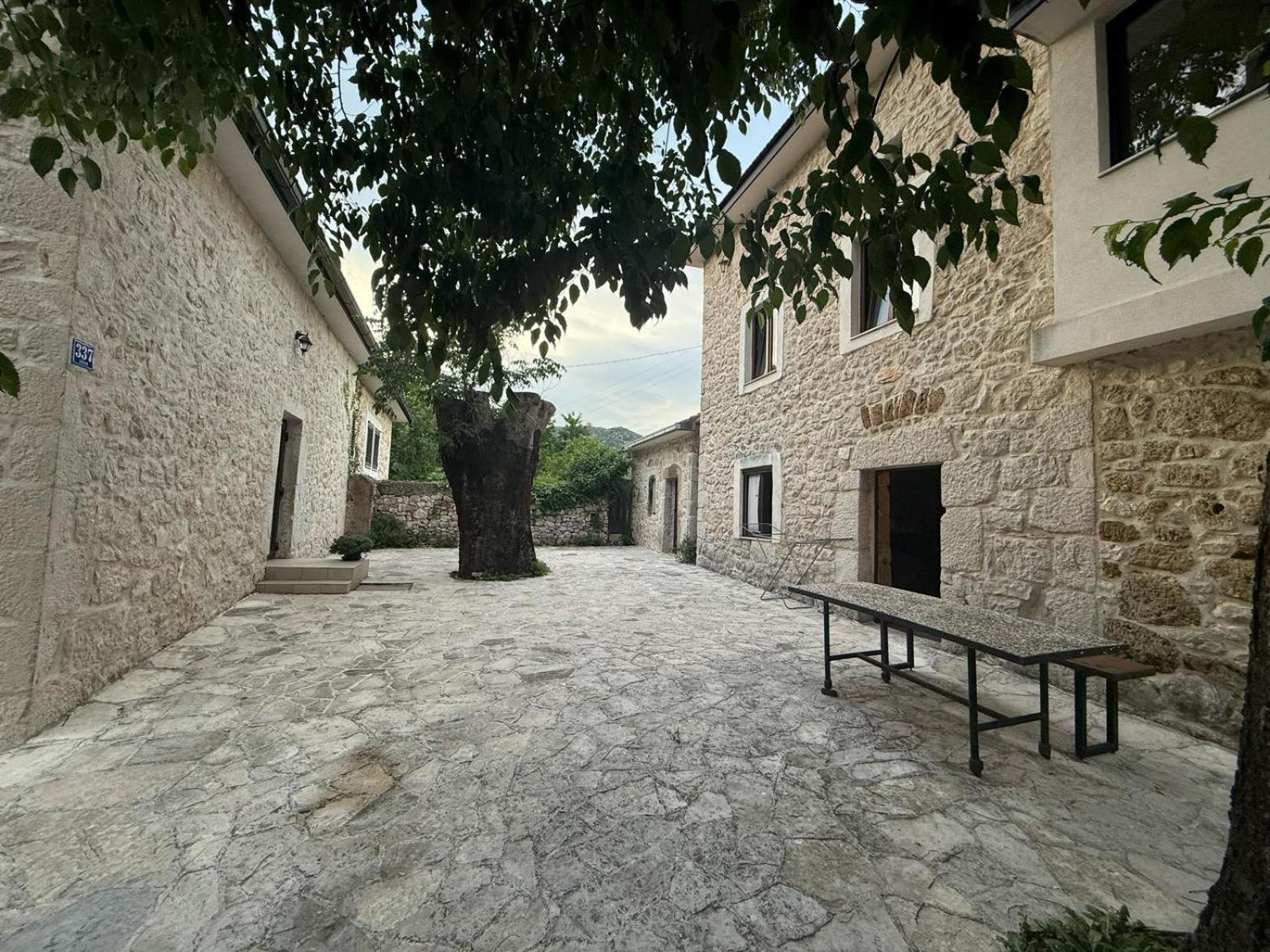 Villa Stara Kuca Estate à Ljubuški Extérieur photo